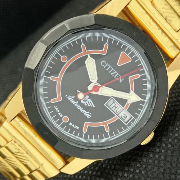 Citizen Other - Vintage 1973 Citizen Automatic Mens Gold Watch W/daydate & Black accents